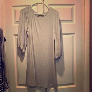 Stretchy gray dress